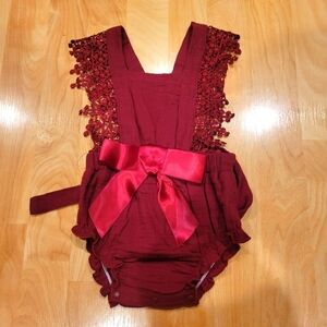 Baby boho lace muslin romper size 9-12 months